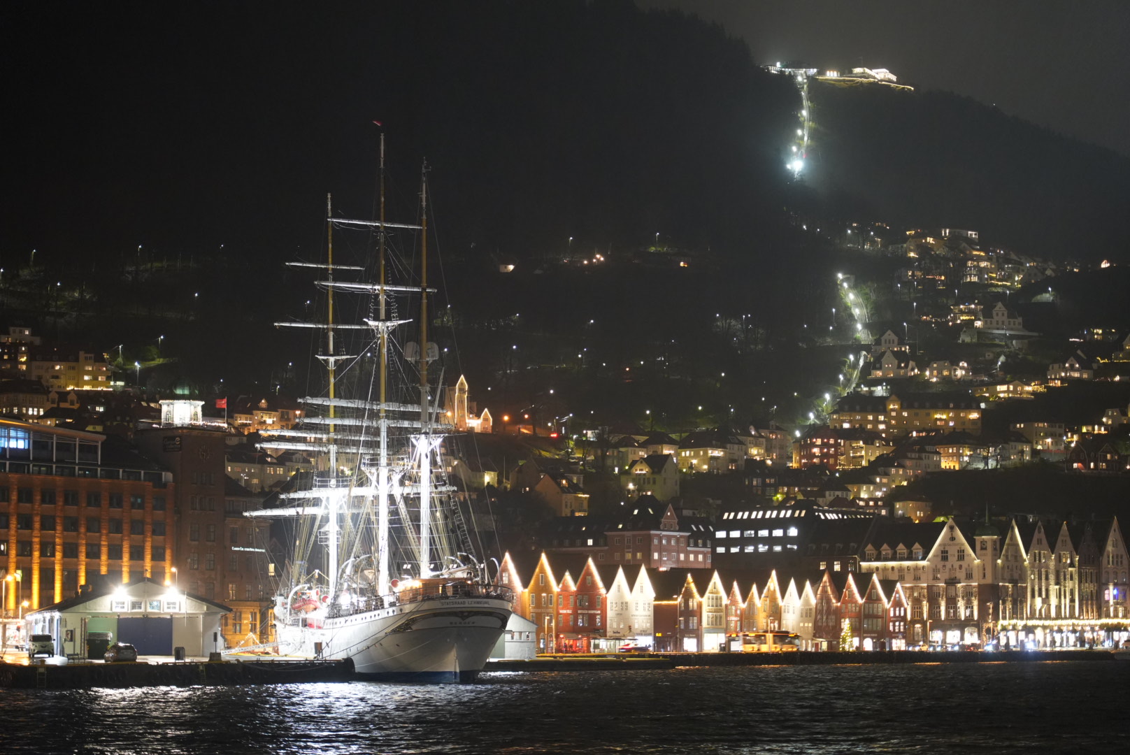 Bryggen by night